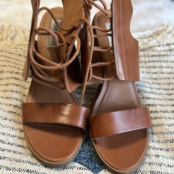 Steve Madden Nannoo Sandal - Picture 3 of 9